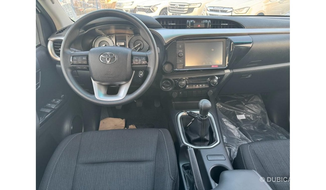 Toyota Hilux 2024 TOYOTA HILUX 2.4L 4X4 MANUAL DIGITAL AC