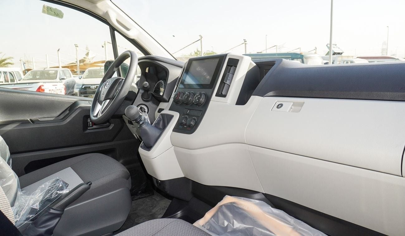 Toyota Hiace 3.5L M/T