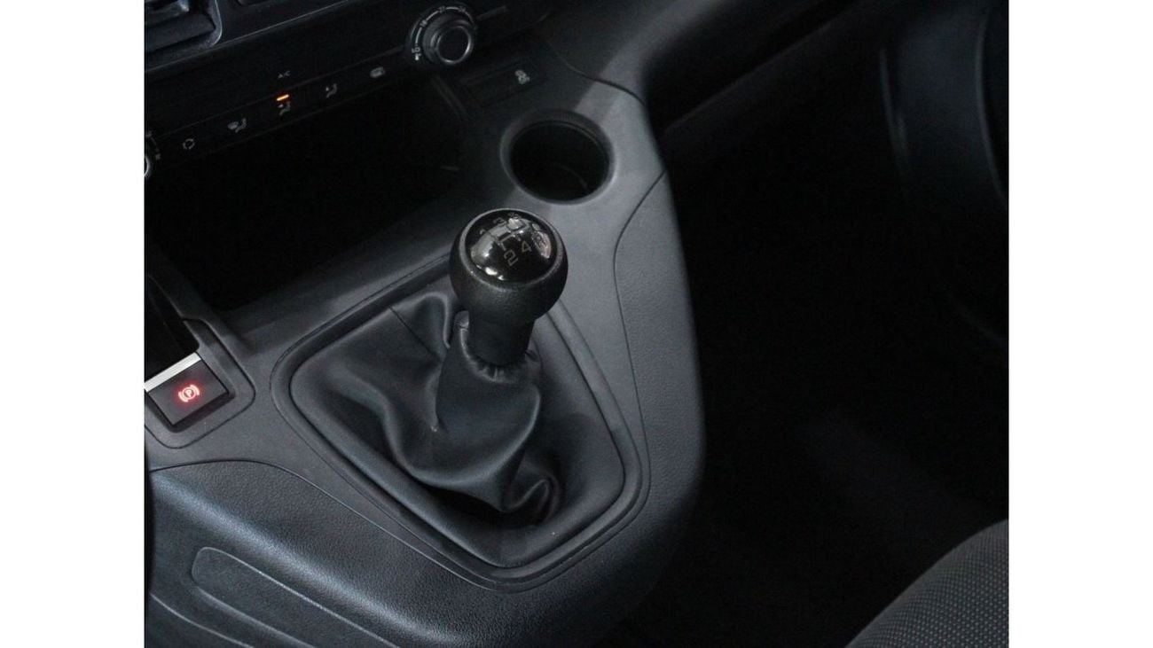 بيجو بارتنر with chiller