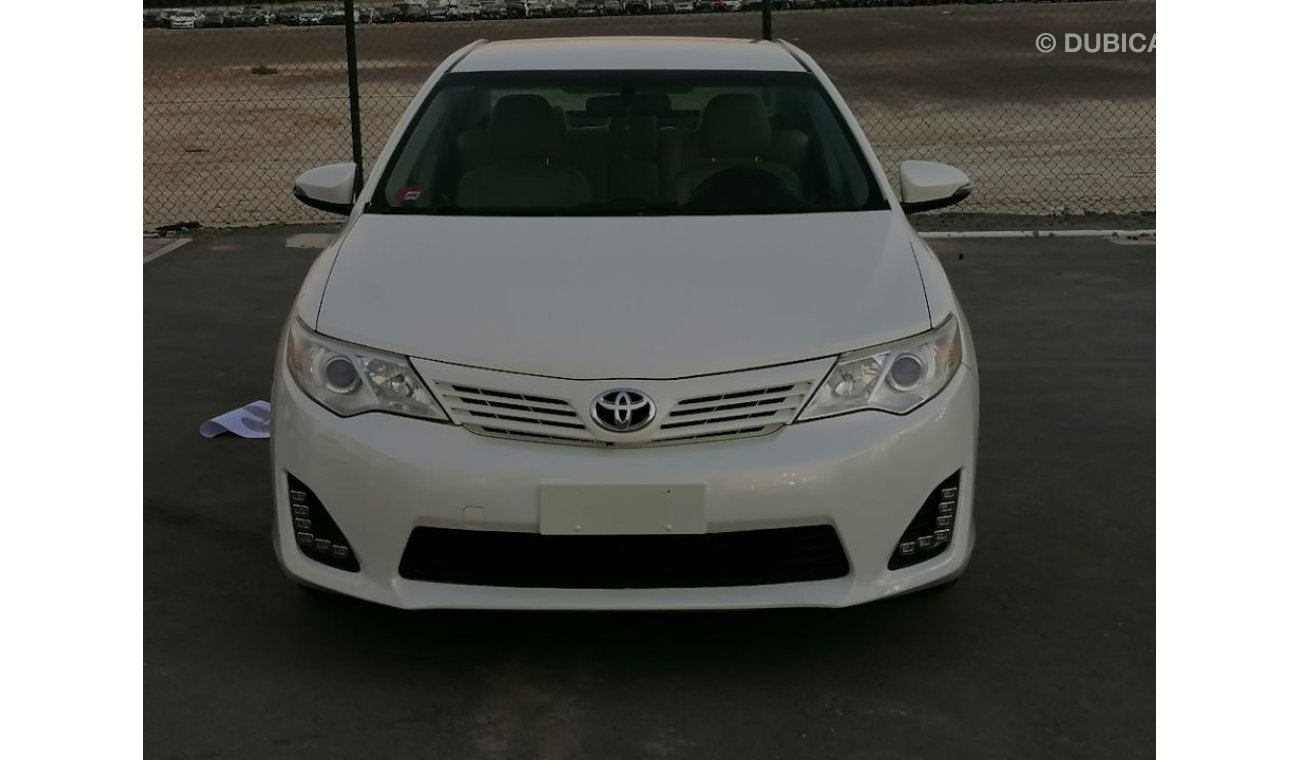 Toyota Camry Toyota Camry SE 2014 GCC Specefecation