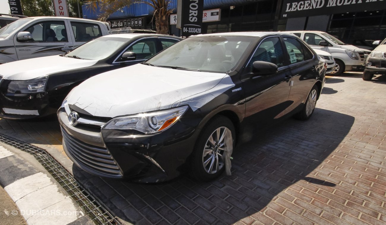 Toyota Camry HYBRID SYNERGY DRIVE X.LE