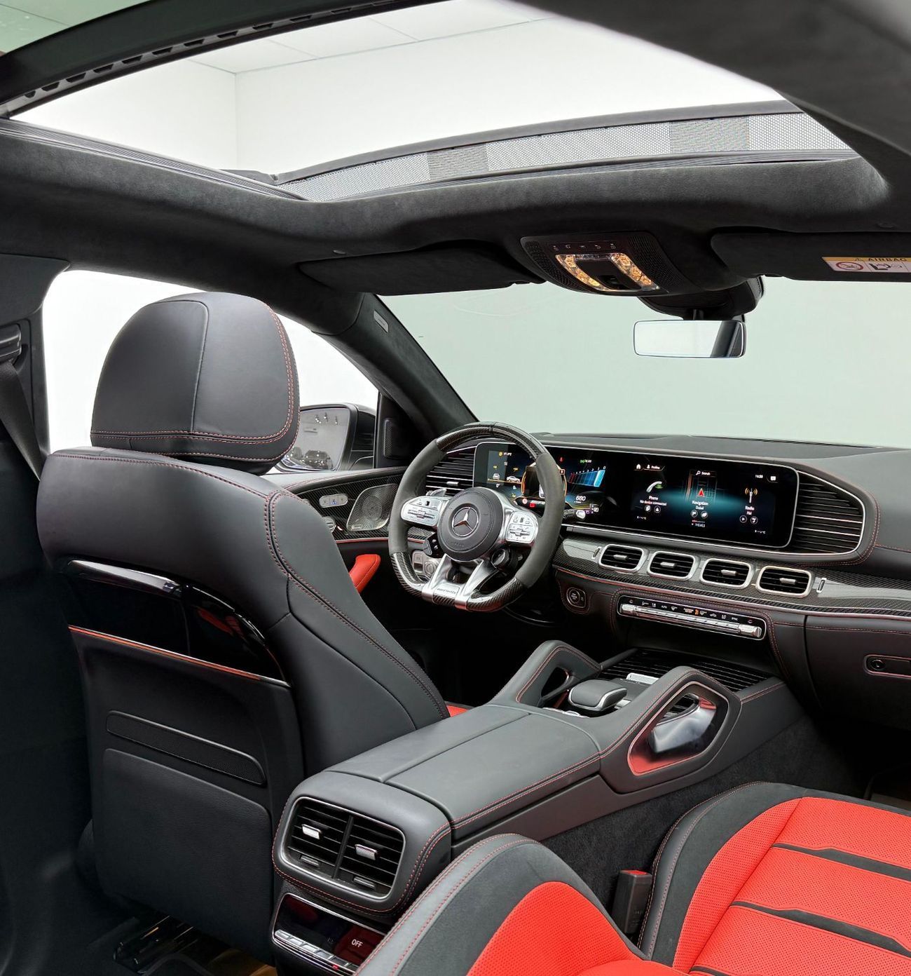 مرسيدس بنز GLE 63 S AMG كوبيه 4MATIC+ 2022 Mercedes Benz GLE63s AMG Coupe, 2025 MB Warranty, Full MB Service History, Fully Loaded