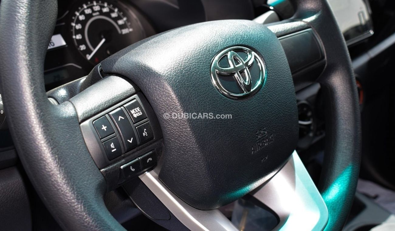 تويوتا هيلوكس DLX  2.4 L 4X4 - DSL - M/T - WITH GCC SPECS AND EXPORT ONLY