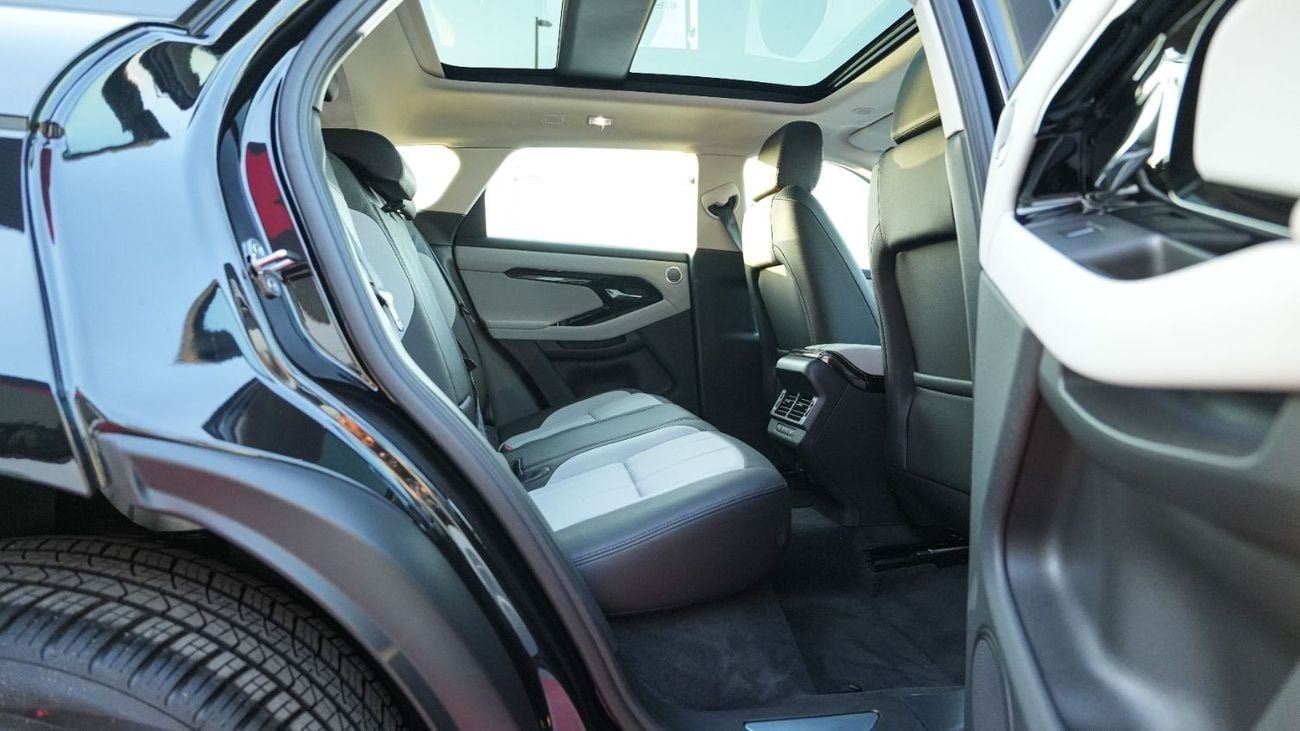 لاند روفر رانج روفر إيفوك Dynamic SE P250 2.0L Black 2024 MY Export Only