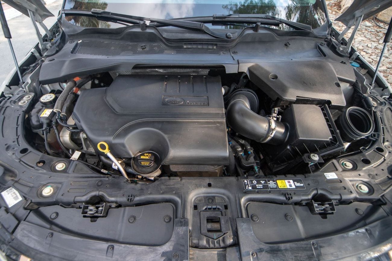 Land Rover Range Rover Evoque P250 2.0L (245 HP)