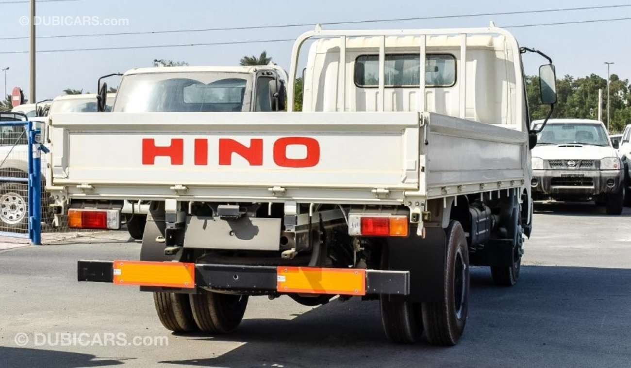 Hino 300 WHITE 2 DOORS MANUAL TRANSMISSION PETROL CARGO BODY WITH ORIGINAL AC 2018 MODEL ONLY FOR EXPORT