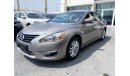 Nissan Altima SV ACCIDENTS FREE - GCC - CAR IS IN PERFECT CONDITION INSIDE OUT