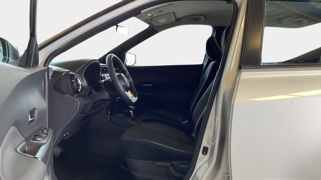 Nissan Kicks 1.6 SV NAVI CVT | Guaranteed Warranty | 0 Down Payment