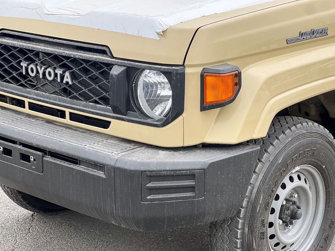 تويوتا لاند كروزر بيك آب EXPORT ONLY - LC79 DC STD 4.0L PETROL AT