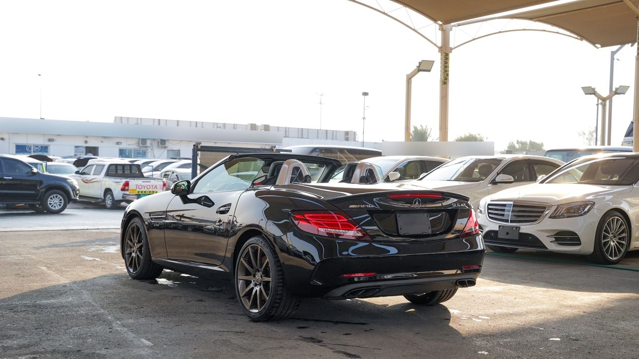 مرسيدس بنز SLC 43 AMG