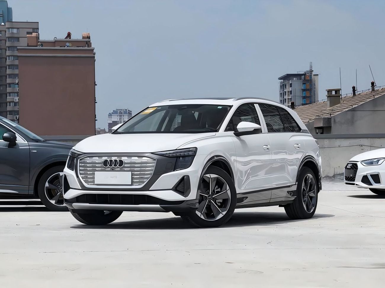 Audi Q5  40 e-tron Shining Jinyi Set Parameter