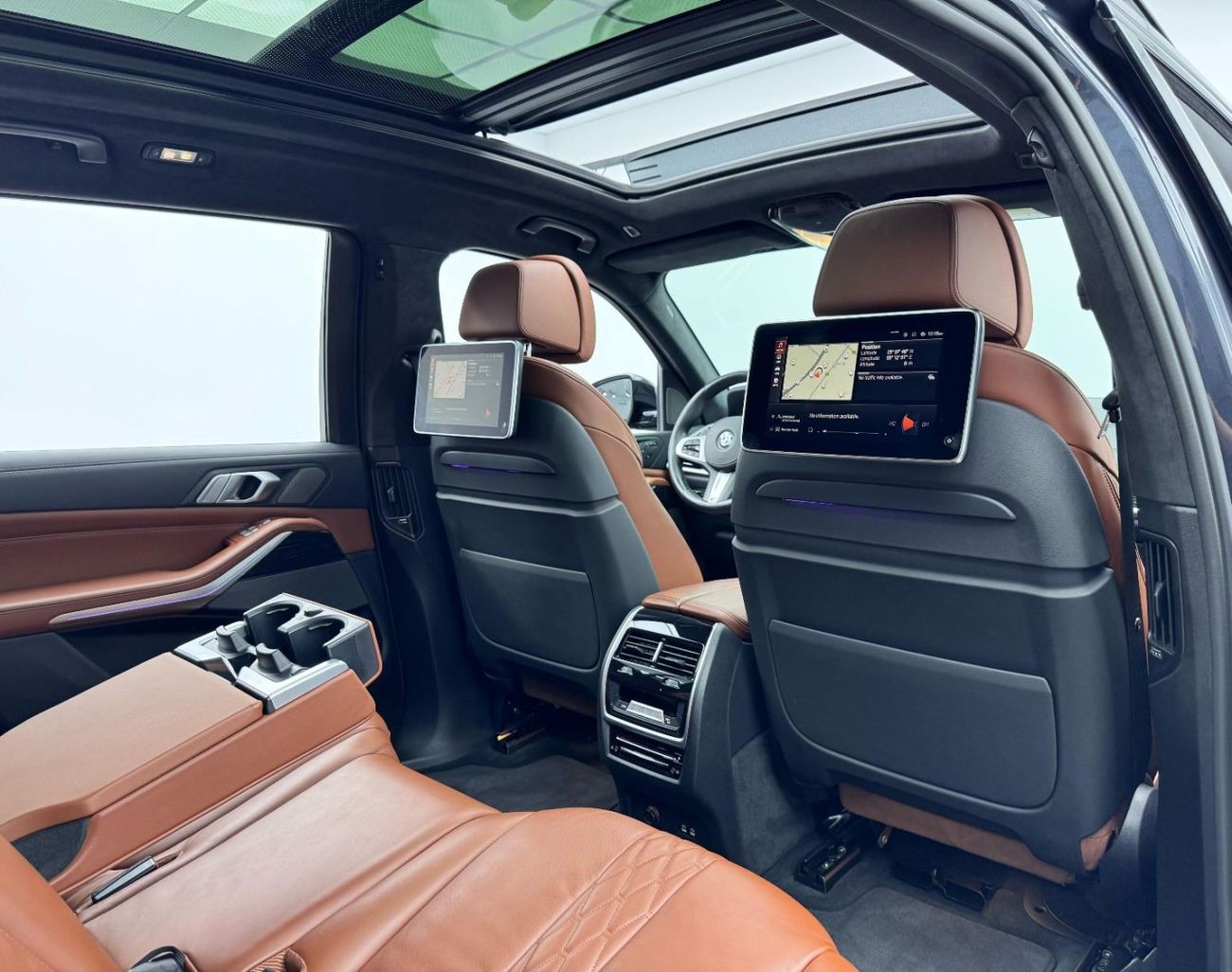 بي أم دبليو X7 40i M Sport Premium 3.0L 2022 BMW X7 xDrive40i M-Sport, 2026 BMW Warranty + Service Pack, Fully Load