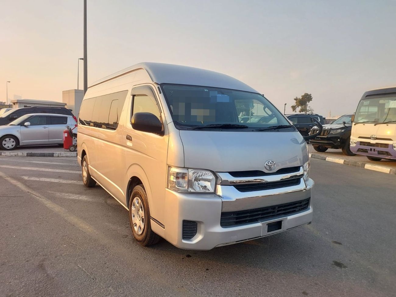تويوتا هاياس TOYOTA HIACE VAN RHD 2015 MODEL 3.0 L DIESEL AUTOMATIC(PM15202)
