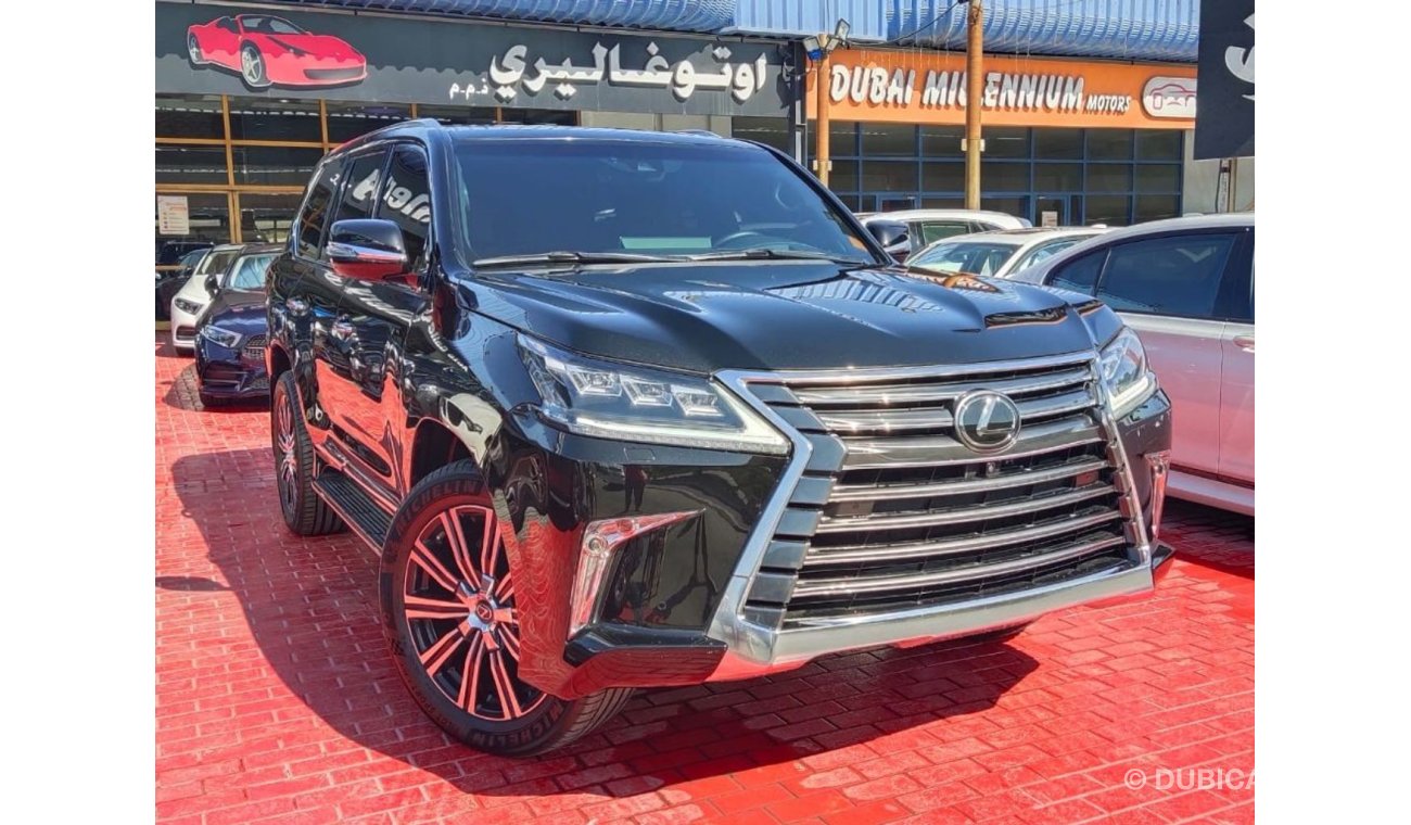 Lexus LX570 Platinum under warranty 2019 GCC