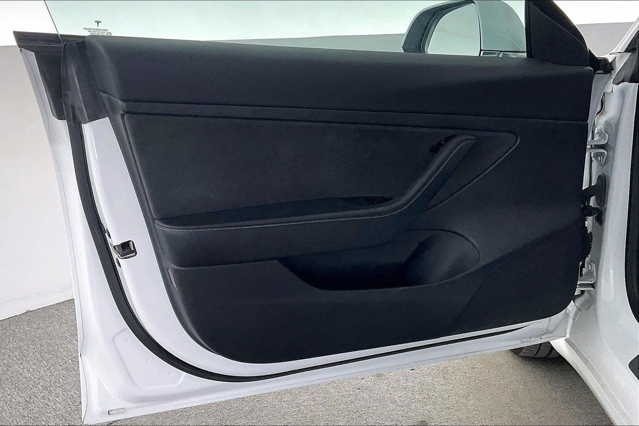 تسلا موديل 3 Standard Range Plus | upto AED 20,000 Ramadan Discount | شامل الضمان | 0 ﺪﻔﻋﺓ ﺃﻮﻟﻯ