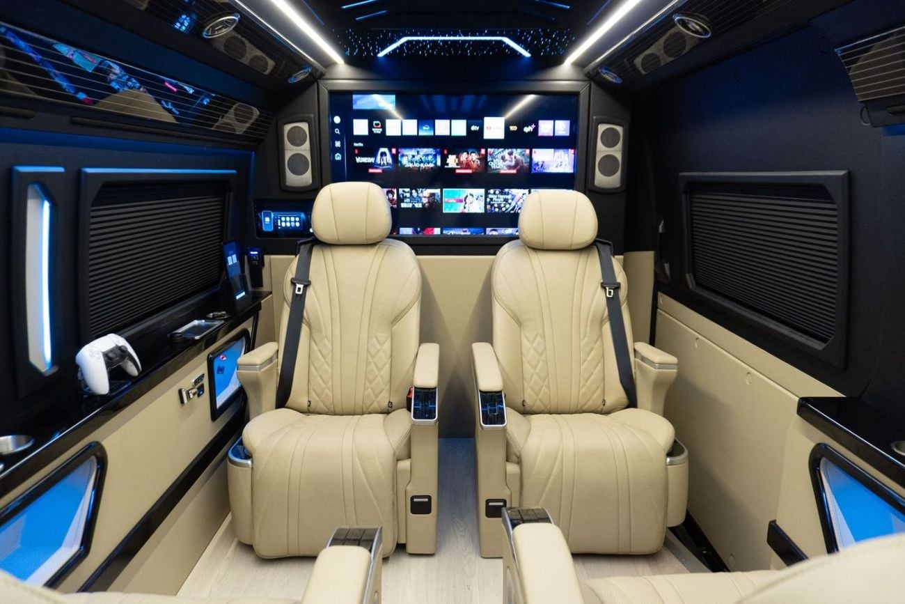 Toyota Hiace GL Built by Barugzai | 2-летняя гарантия на интерьер + Agency Warranty