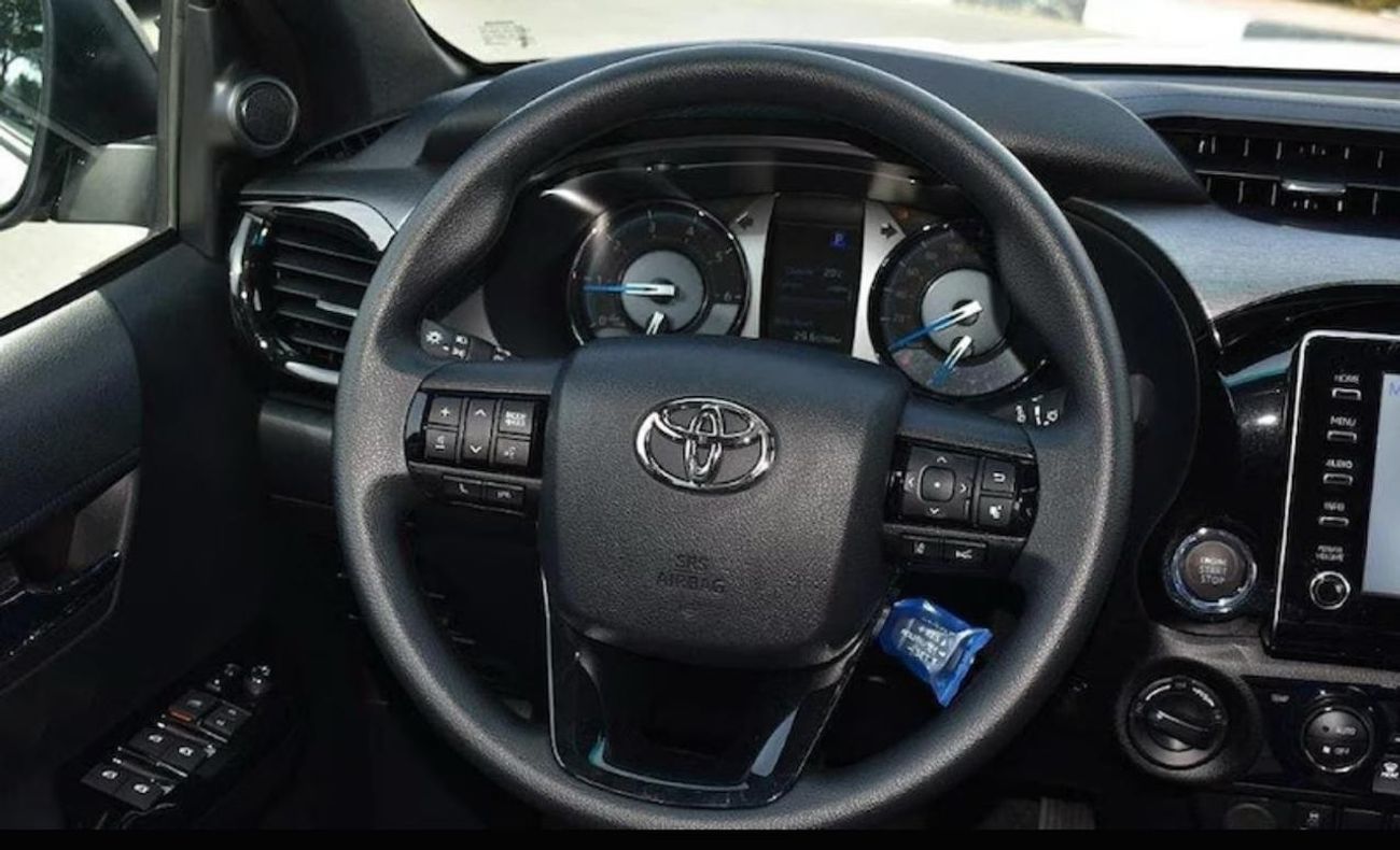 تويوتا هيلوكس TOYOTA HILUX ADVENTURE 2.8L 4X4 AUTOMATIC DIESEL DOUBLE CAB