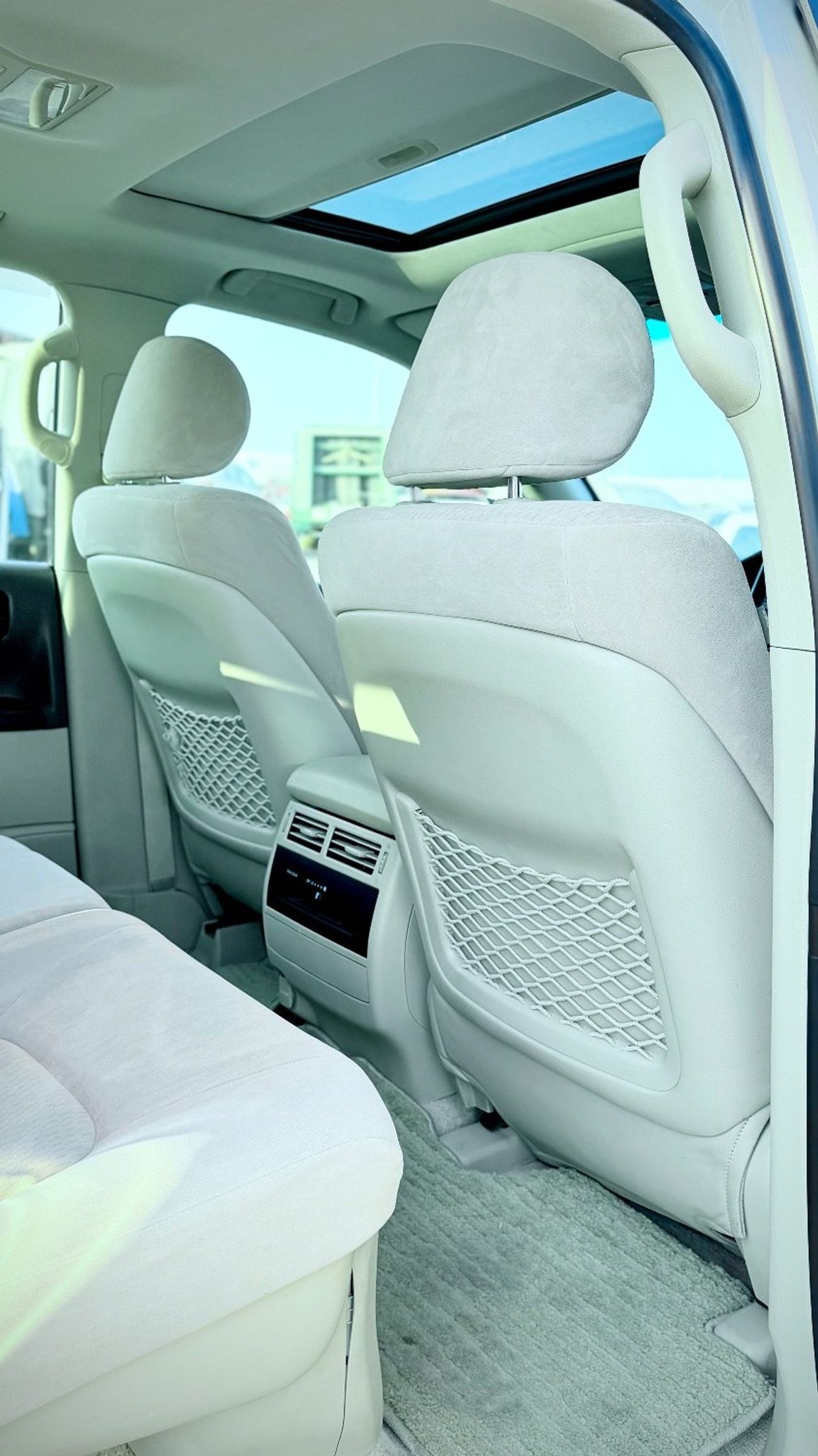 Toyota Land Cruiser 2018 Model GXR Diesel Engine V8 Full Option Very Clean and Perfect Condition