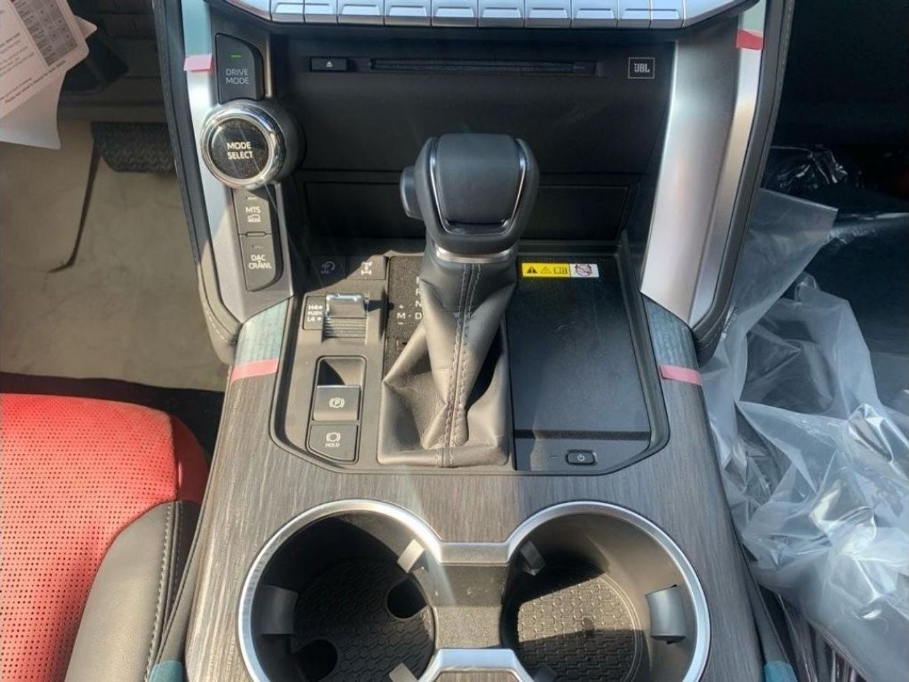 تويوتا لاند كروزر Land cruiser 3.5L VXR V6 full option