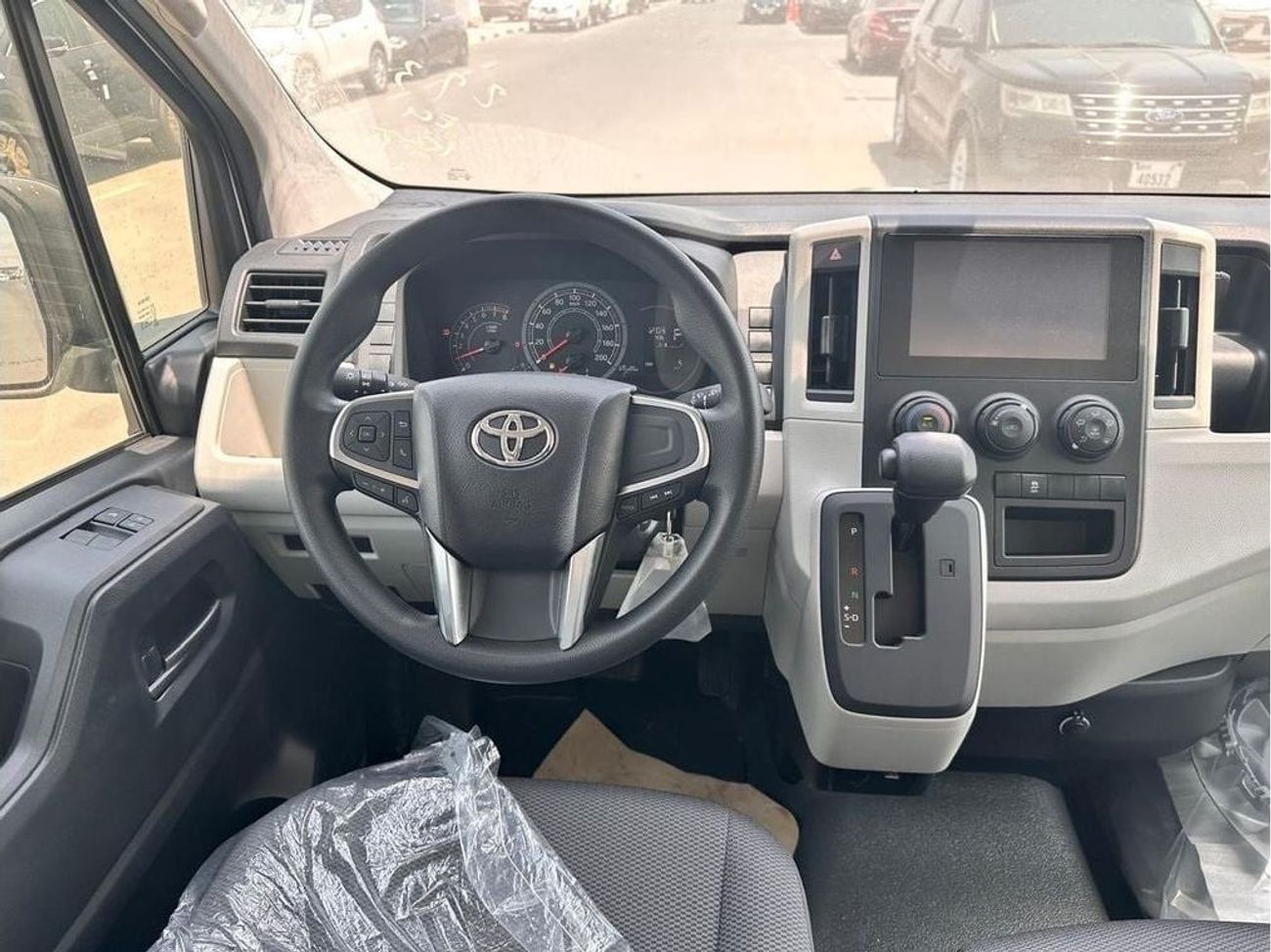 Toyota Hiace Hiace cargo,automatic, 3.5L , 3seats