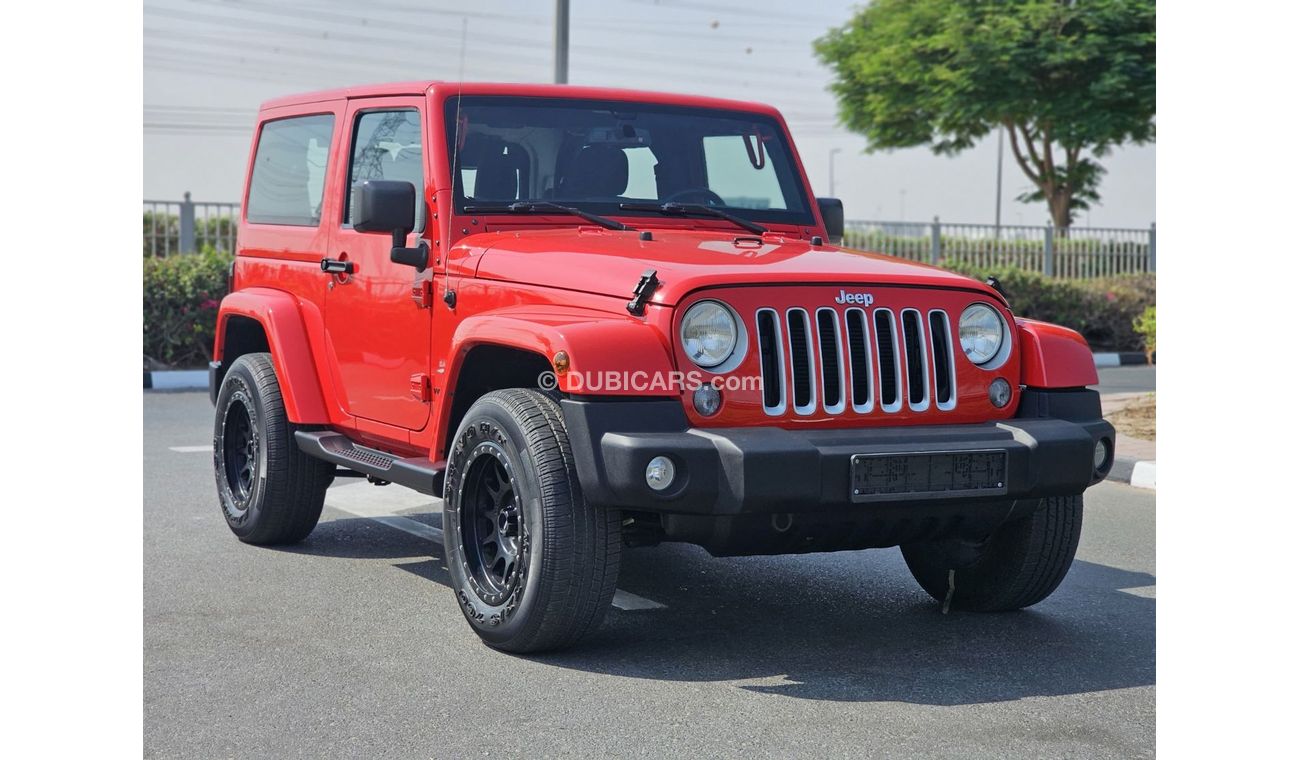Jeep Wrangler SAHARA 2017 GCC LOW MILEAGE SINGLE OWNER WITH WARRANTY IN MINT CONDITION