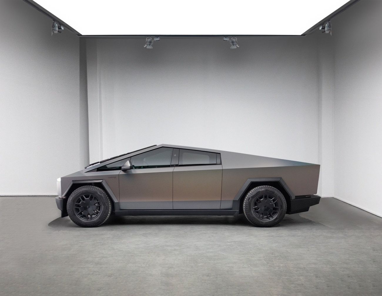 تسلا سايبرتراك Foundation