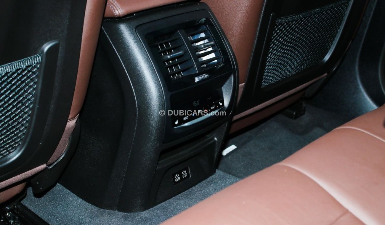 بي أم دبليو X4 {{ BMW X4 XDRIVE M SPORT PACKAGE {{2021}}