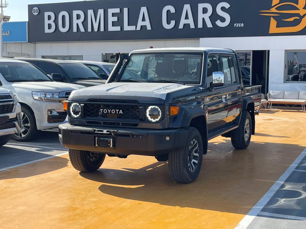 Toyota Land Cruiser Pick Up Std 4.0L Double Cab Utility AWD Toyota LC DC AT PETROL 2025 4.0L Full GREY