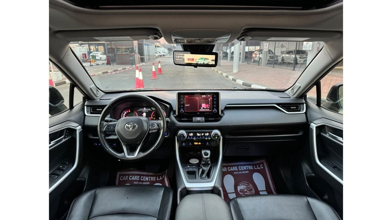 تويوتا راف ٤ 2019 LIMITED AWD SUNROOF UAE PASS
