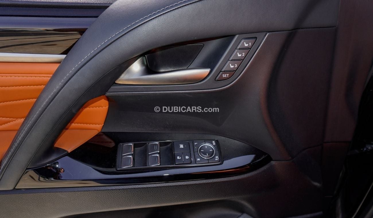 Lexus LX 570 Black Edition S