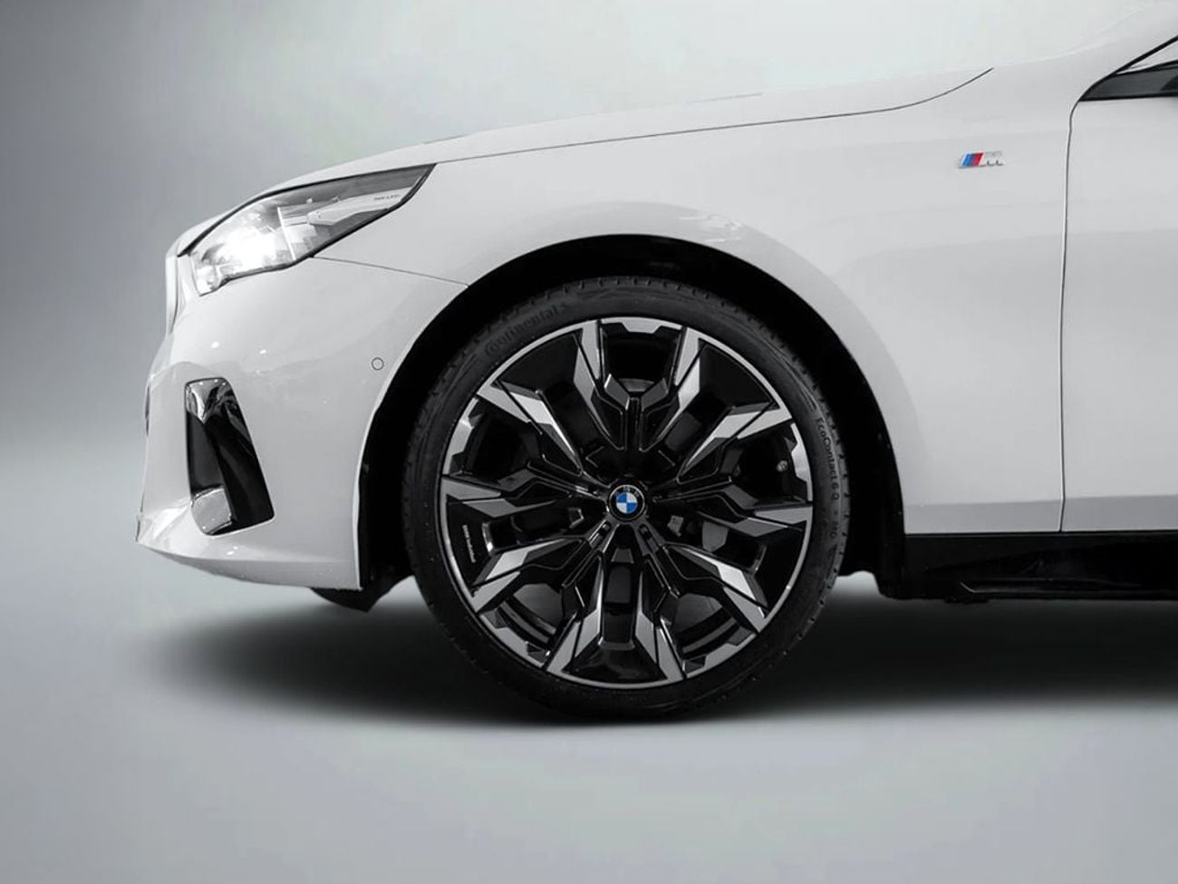 BMW 530i 2025 BMW 530i / BMW Warranty and Service Contract