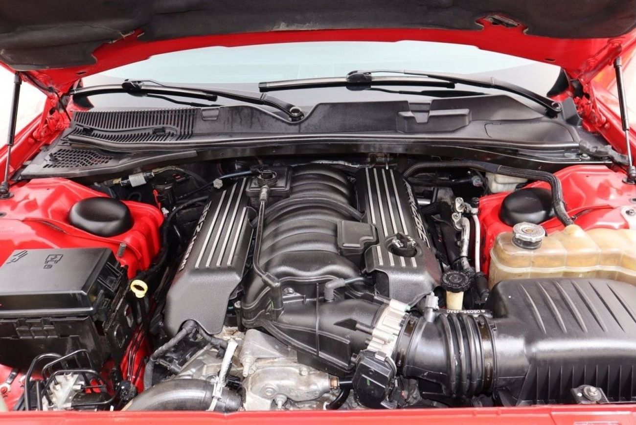 Dodge Challenger 6’4 HEMI 392 V8 GCC 16V