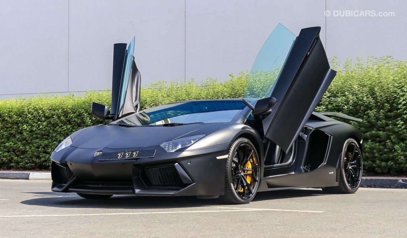 Lamborghini Aventador LP700 / GCC Specifications