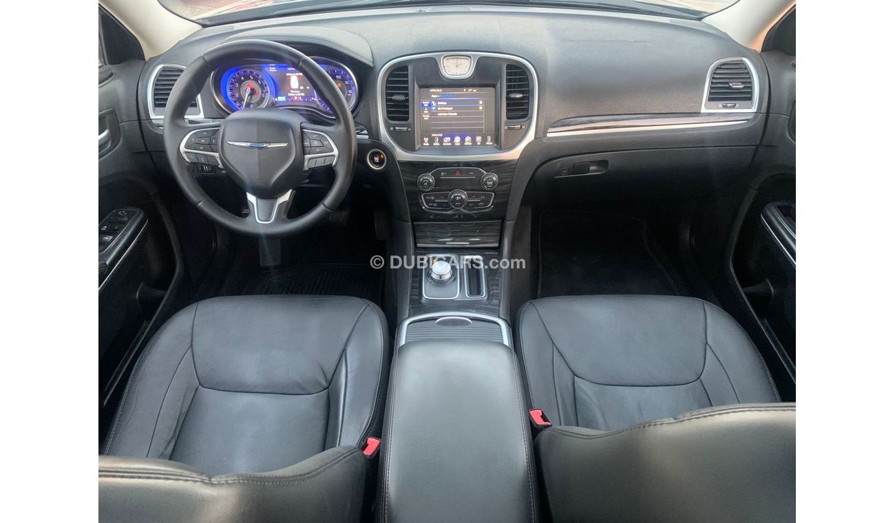 Chrysler 300C Std Chrysler C300_2016_Excellent_Condition _Full option