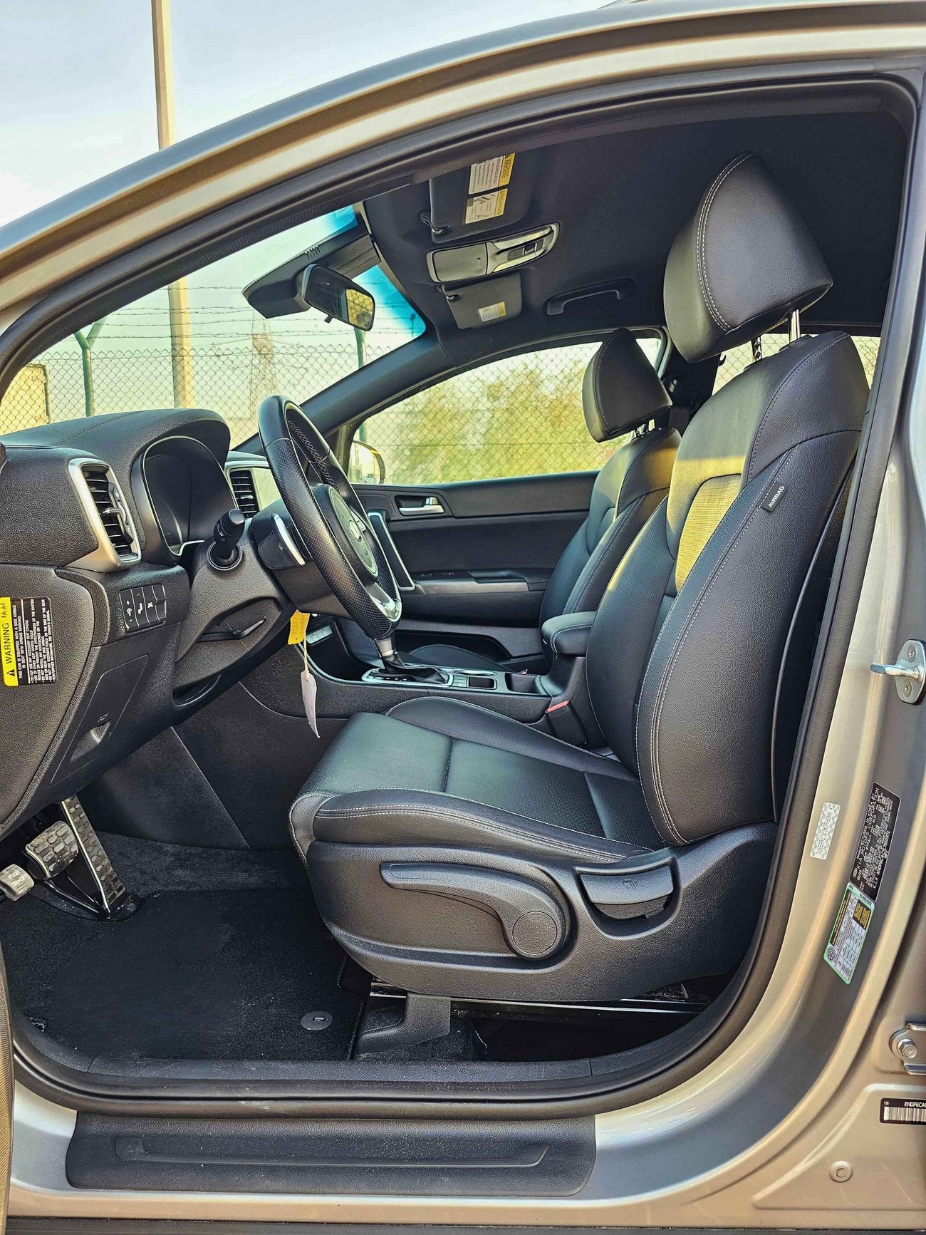 كيا سبورتيج S/ AWD/ RADAR/ LANE ASSIST/ LEATHER/ DVD CAMERA/ LOT# 55971