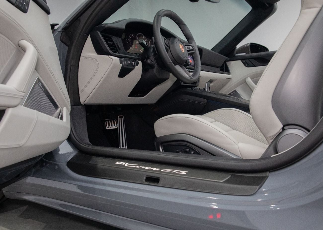 Porsche 911 CARRERA GTS