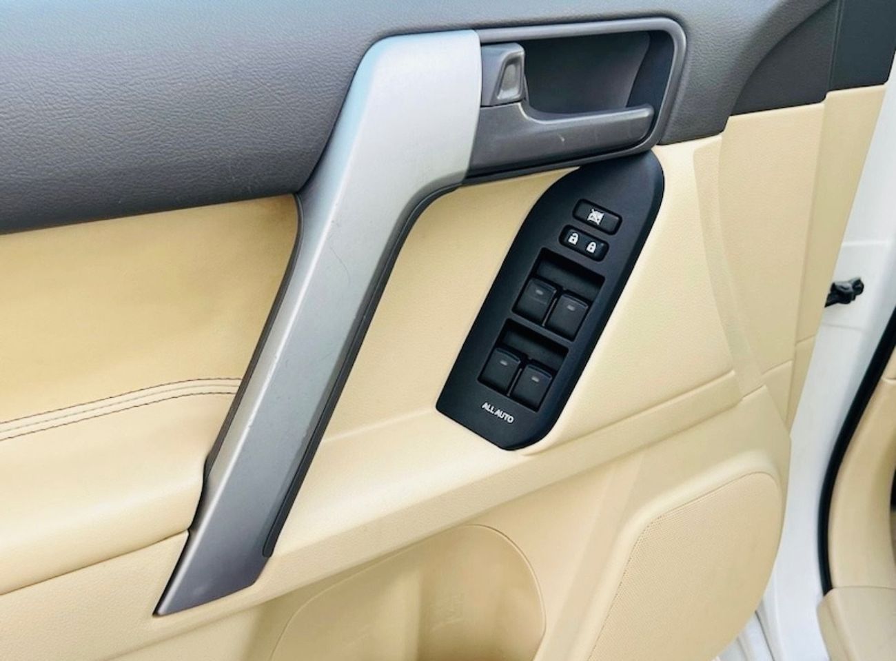 Toyota Prado Toyota prado 2014 original ship v4