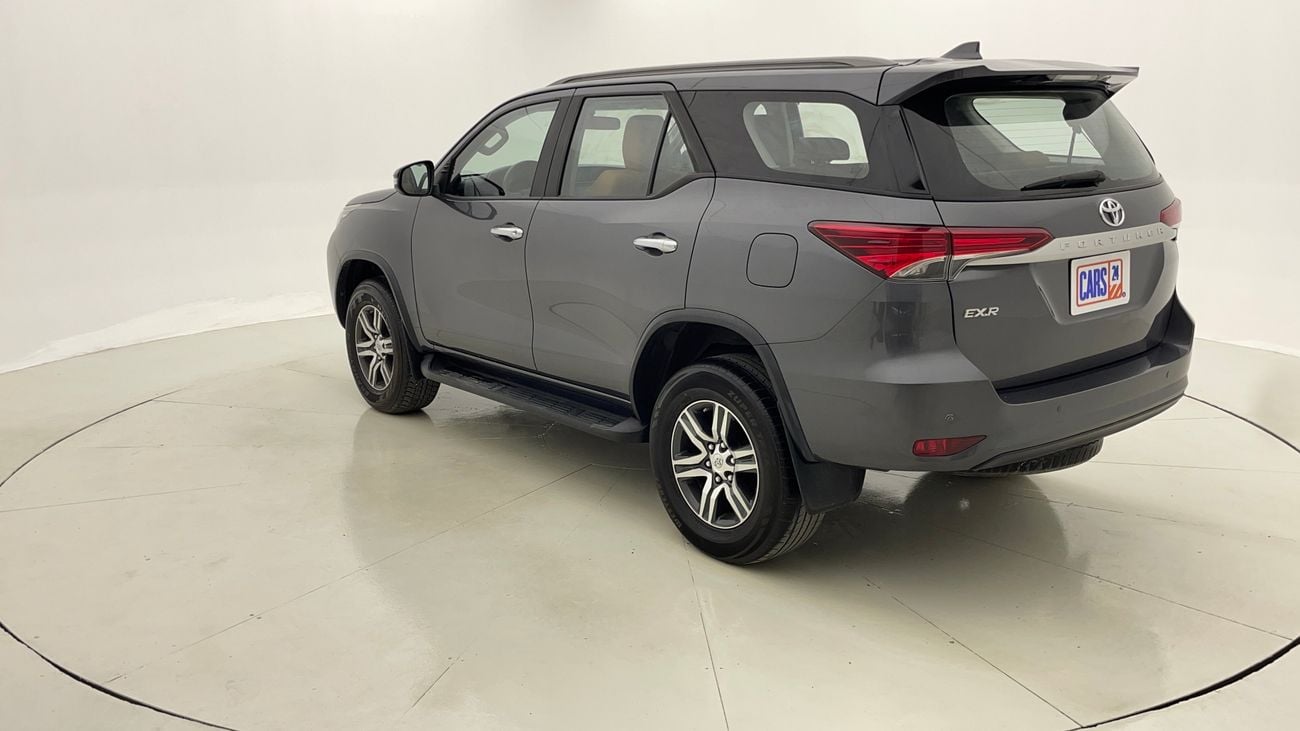 تويوتا فورتونر EXR 2.7 | بدون دفعة مقدمة | اختبار القيادة في المنزل