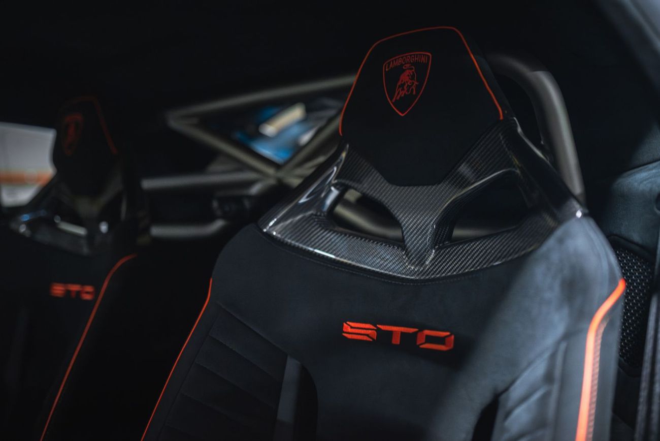 لامبورغيني هوراكان STO