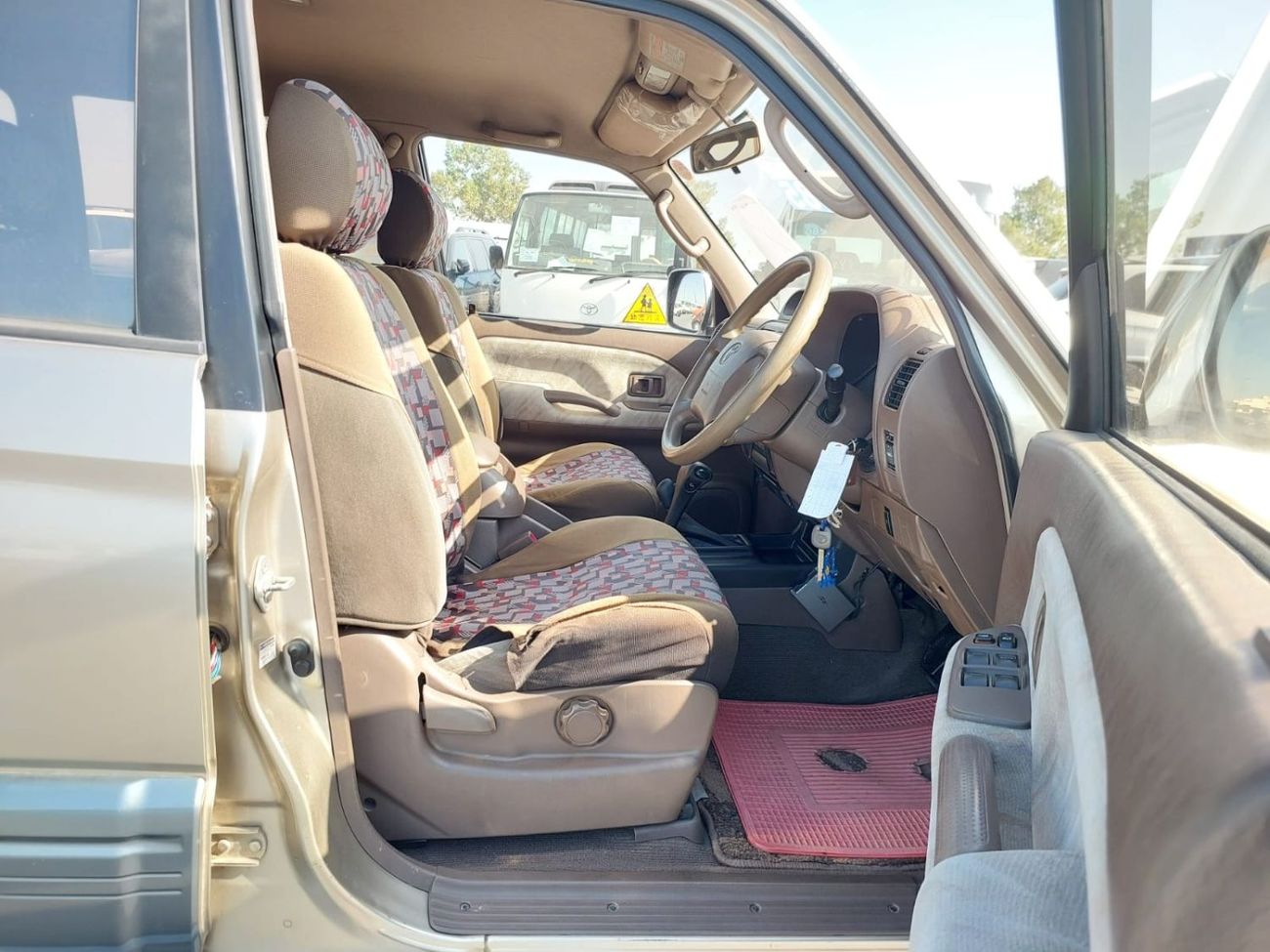 تويوتا لاند كروزر (RAMADAN OFFER) TOYOTA LAND CRUISER PRADO SUV RHD 2000 MODEL 3.0 L DIESEL AUTOMATIC(PM06891)