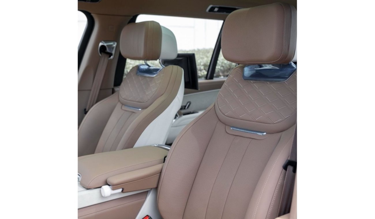 Land Rover Range Rover SVAutobiography Full Option With Table And Fridge Korean Specs