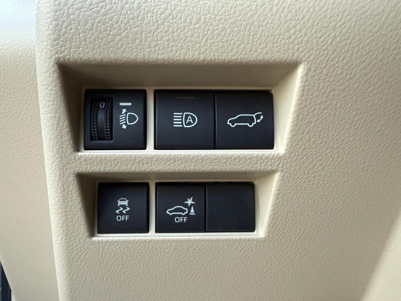 Toyota Land Cruiser GXR 3.5L