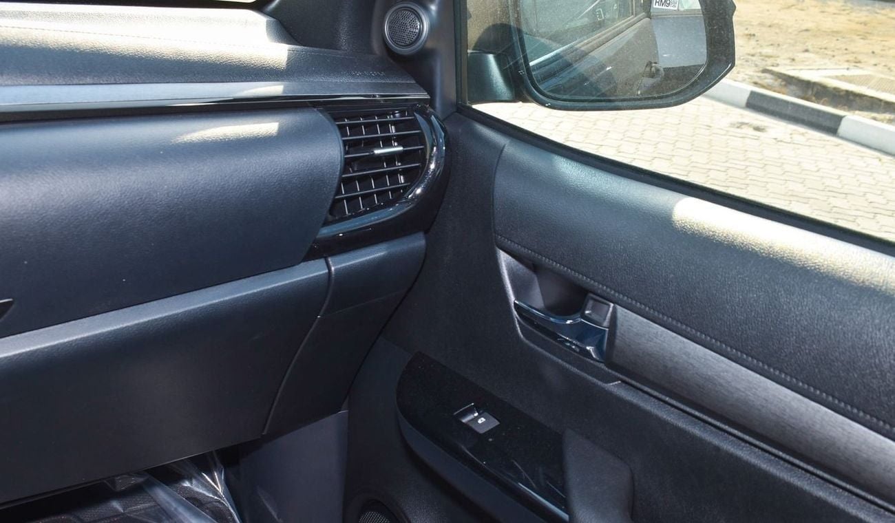 Toyota Hilux TOYOTA HILUX ADVENTURE 4.0L PETROL GCC 0KM