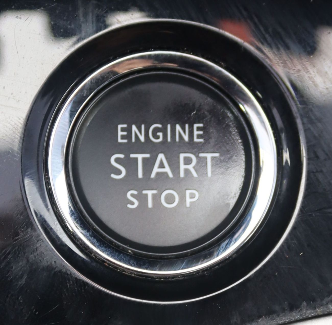 بيجو 3008 بيجو 3008 خليجى بحاله ممتازه محرك 1.6 سى سى وممشى 44000 كم وسعر 52000  درهم