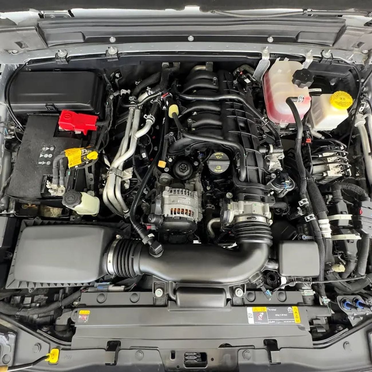 جيب جلادياتور Overland 3.6L Overland