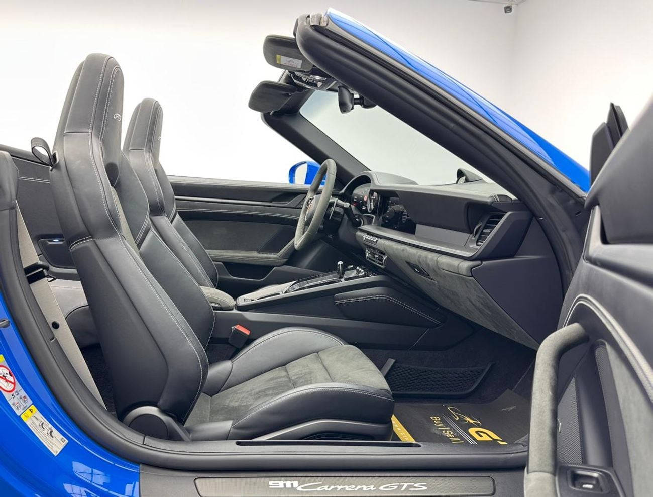 بورش 911  2022 Porsche 911 Cabriolet, 1 Year Unlimited KM Warranty, Full Service History
