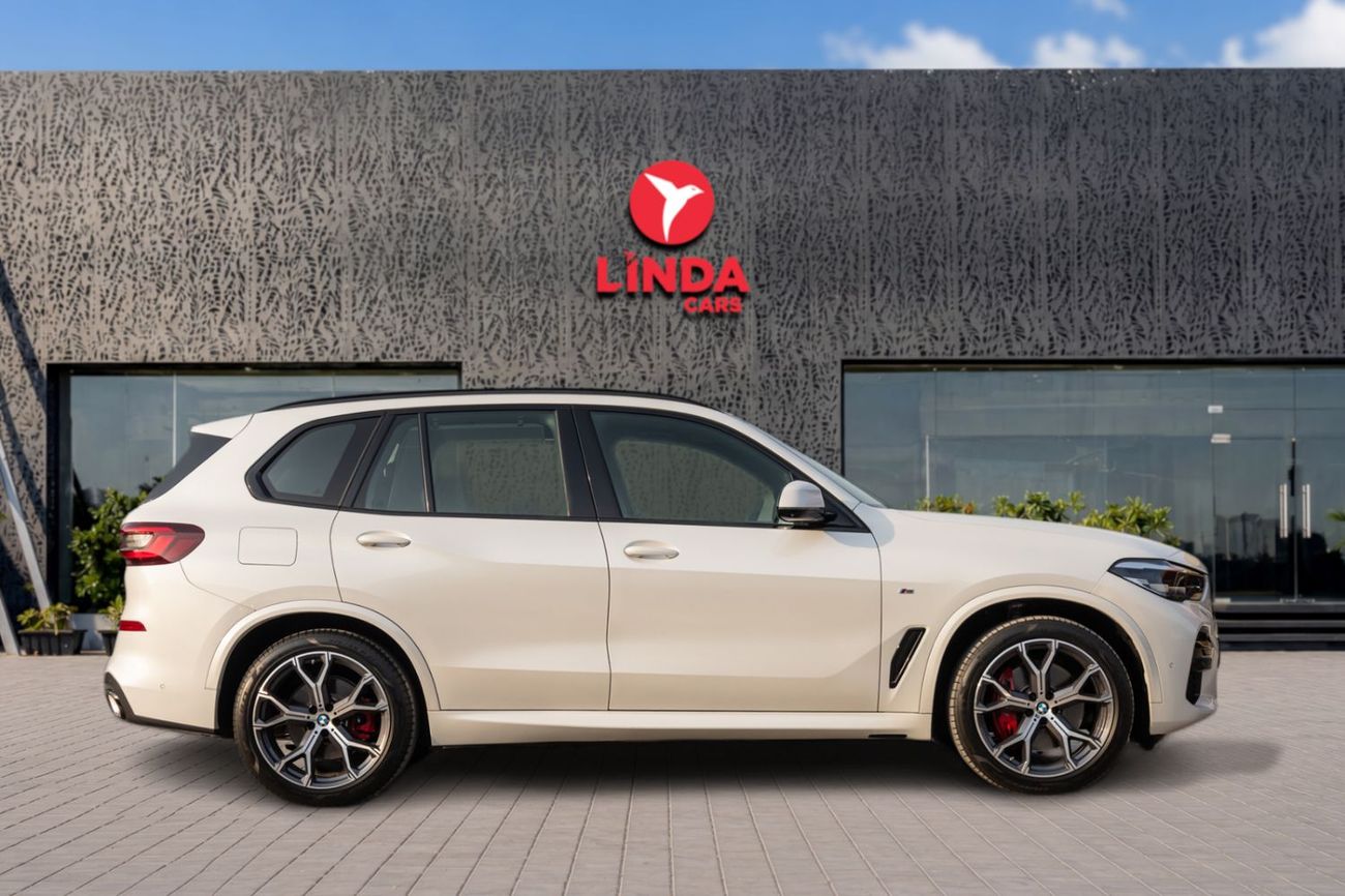 BMW X5 40i M Sport 3.0L BMW X5 xDrive40i M-Sport 2023 GCC | Agency Warranty | Service Contract