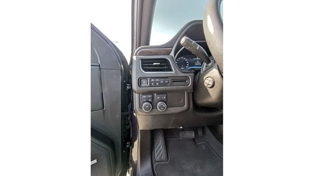 Chevrolet Suburban Chevrolet LT Suburban - 2022- Grey