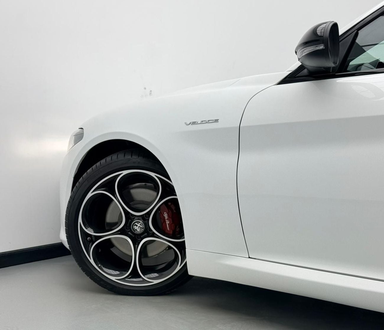 Alfa Romeo Giulia 2025 Alfa Romeo Giulia Veloce Q2, 5 Years Alfa Warranty + Service Pack, Delivery Kms, GCC