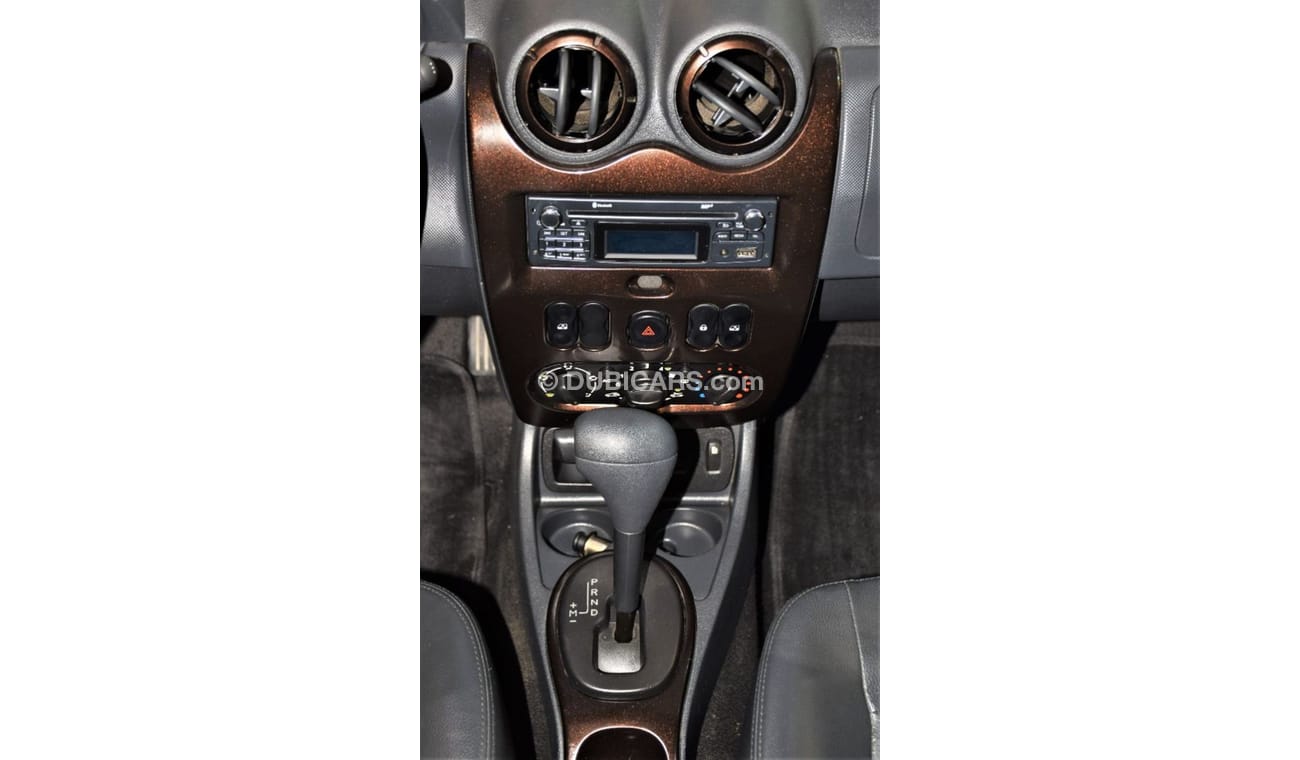 Renault Duster AMAZING Renault Duster 2013 Model!! in Silver Color! GCC Specs